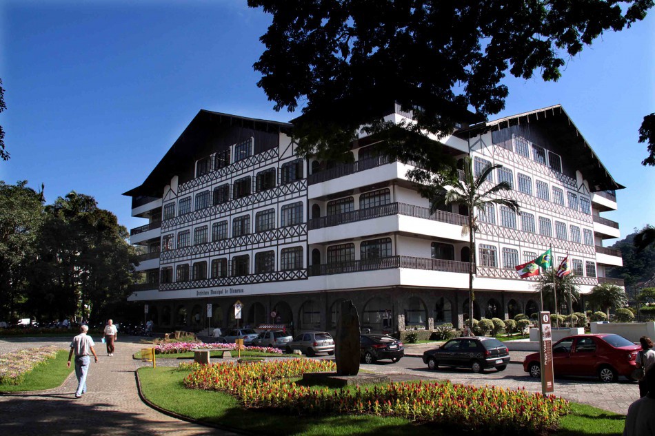 Prefeitura abre chamada pública para contratação de clínicos gerais em Blumenau